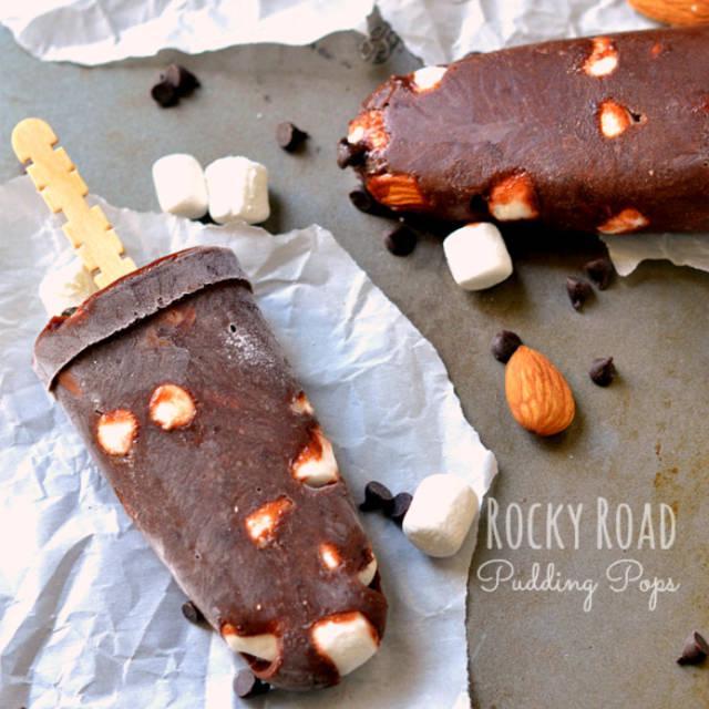 ภาพประกอบบทความ สุดฟินไอศกรีมช็อกโกแลต Rocky Road Pudding ! ヾ（〃＾∇＾）ﾉ♪