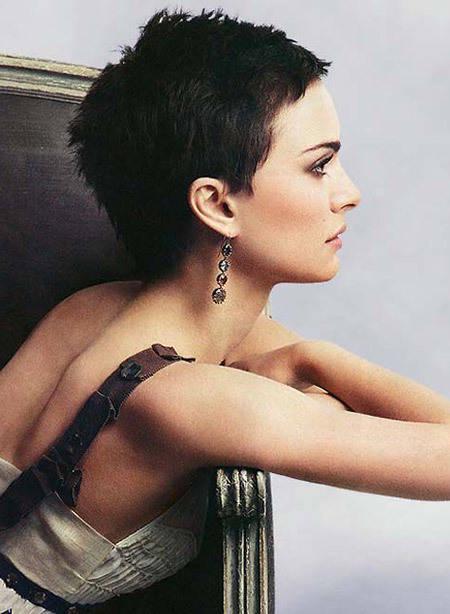 รูปภาพ:http://www.new-haircuts.com/wp-content/uploads/2014/07/15-chic-pixie-haircuts-7.jpg