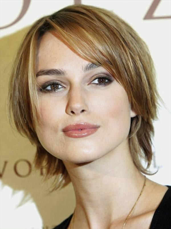 รูปภาพ:http://hairstylesforhaircuts.com/wp-content/uploads/2013/05/chic-and-edgy-short-hairstyles-for-women-5.jpg