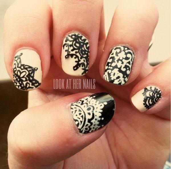 รูปภาพ:http://hative.com/wp-content/uploads/2014/11/lace-nail-art-designs/11-fashionable-lace-nail-art-designs.jpg