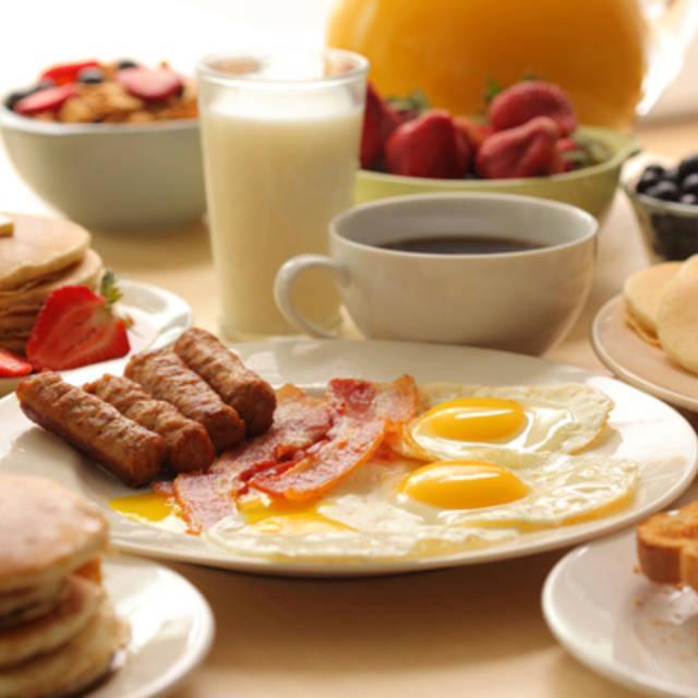 ตัวอย่าง ภาพหน้าปก:4 สิ่งที่บอกเราว่าอาหารเช้าสำคัญมาก