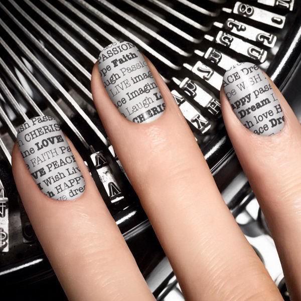 รูปภาพ:http://hative.com/wp-content/uploads/2014/10/newspaper-nail-art-ideas/17-newspaper-nails.jpg