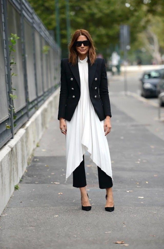 รูปภาพ:http://fashiontasty.com/wp-content/uploads/2016/04/White-Dress-Over-Pants.jpg