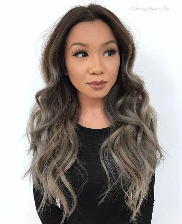 รูปภาพ:http://i2.wp.com/therighthairstyles.com/wp-content/uploads/2017/05/2-long-ash-brown-ombre-hair.jpg?zoom=1.25&resize=500%2C617