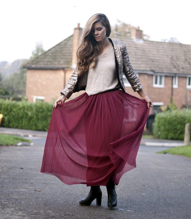 รูปภาพ:http://whyoffashion.com/wp-content/uploads/2013/12/winter-skirts-fashion-maxi-skirt.jpg