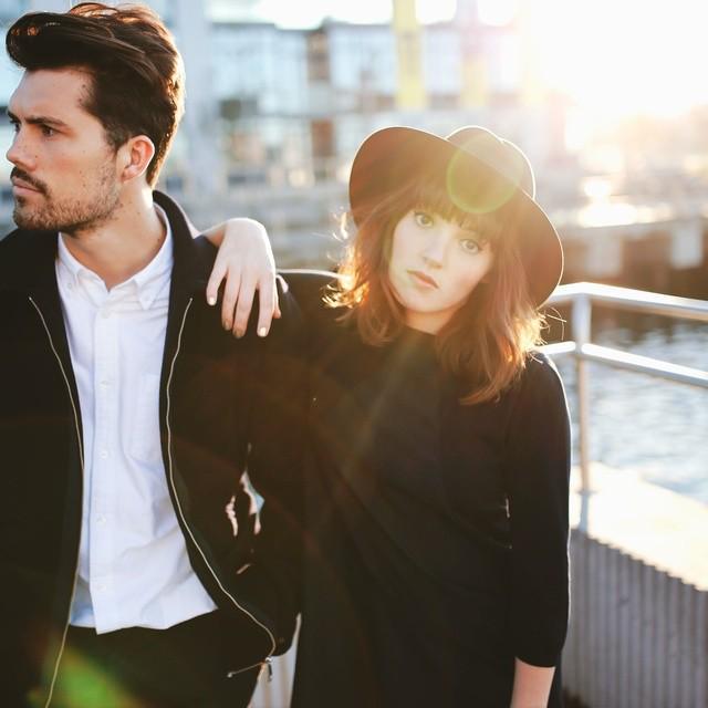 ตัวอย่าง ภาพหน้าปก:ทำความรู้จักกับวง  'Oh Wonder' ที่กำลังจะเปิดคอนเสิร์ตในไทย