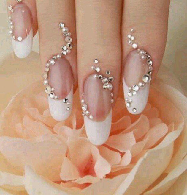 รูปภาพ:http://manicure.mujeryestilo.com/wp-content/uploads/2015/03/Disen%CC%83os-de-Un%CC%83as-para-Novias-7.jpg