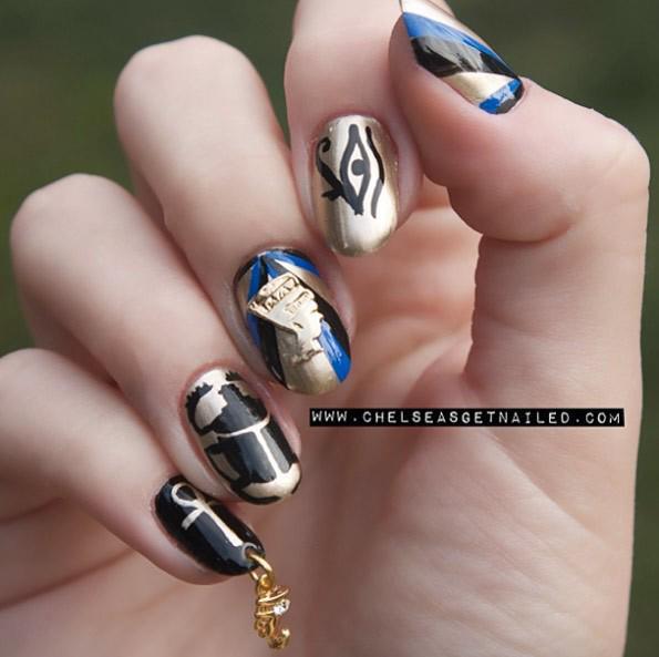 รูปภาพ:http://styleskinner.com/wp-content/uploads/2016/09/85-Nefertiti-Egyptian-nails.jpg