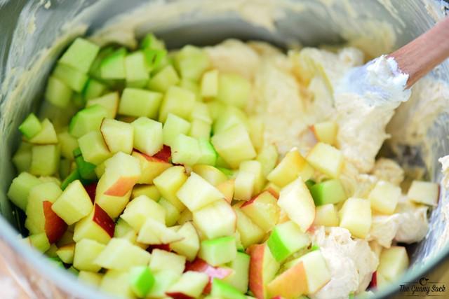 รูปภาพ:http://www.thegunnysack.com/wp-content/uploads/2015/08/Apple_Salad_Recipe.jpg