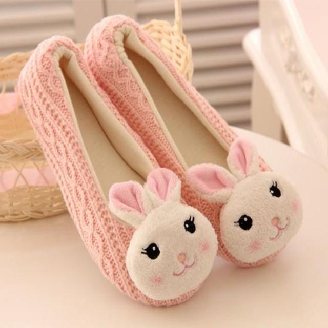 รูปภาพ:https://ae01.alicdn.com/kf/HTB1IBcAMpXXXXalXFXXq6xXFXXXS/Knitting-Wool-Cute-Panda-Bunny-Animal-Cotton-Women-Slippers-Comfortable-Non-Slip-Soft-Indoor-Shoes-Home.jpg_640x640.jpg