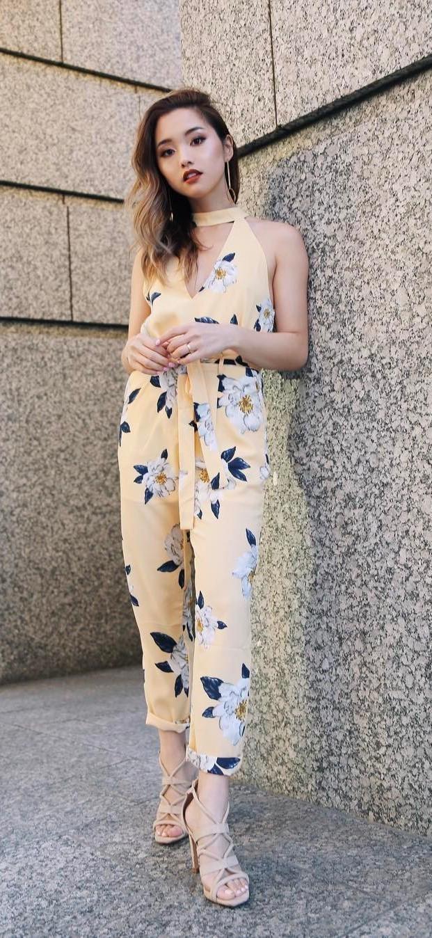 รูปภาพ:http://trend2wear.com/wp-content/uploads/2017/06/fashionable-streetsyle-dresses-11.jpg