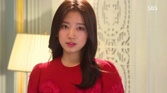 รูปภาพ:http://www.koreandramafashion.com/wp-content/uploads/2013/12/76-Park-Shin-Hye-Cha-Eun-Sang-The-Heirs-Kdrama-Fashion.jpg