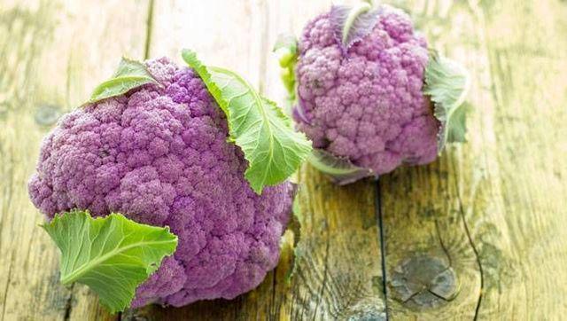 รูปภาพ:https://media.mnn.com/assets/images/2014/07/Purple-Cauliflower.jpg.653x0_q80_crop-smart.jpg