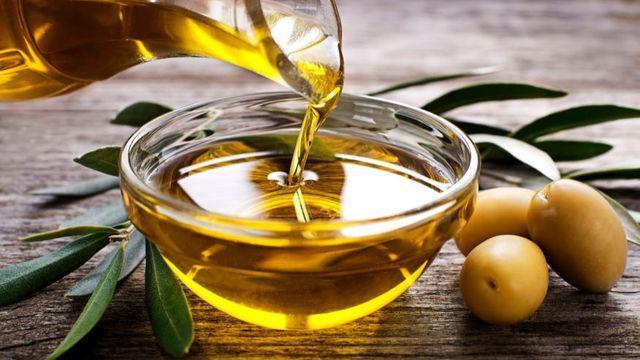 รูปภาพ:http://a57.foxnews.com/images.foxnews.com/content/fox-news/food-drink/2017/01/27/this-app-will-tell-if-your-olive-oil-is-really-from-italy/_jcr_content/par/featured-media/media-0.img.jpg/876/493/1485465828627.jpg?ve=1&tl=1