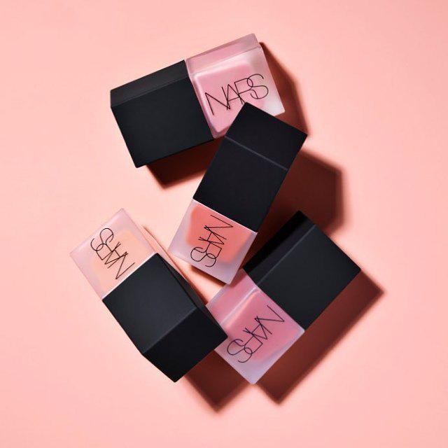 ภาพประกอบบทความ ส่องไอเทม Nars Liquid Blush 4 เฉดสี สวยลื้ม