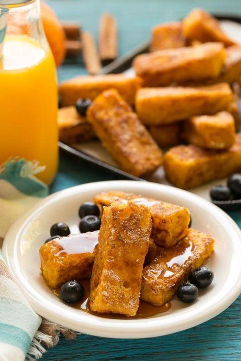 รูปภาพ:http://ghk.h-cdn.co/assets/16/24/480x719/gallery-1466089478-pumpkin-churro-french-toast-sticks-4-683x1024.jpg