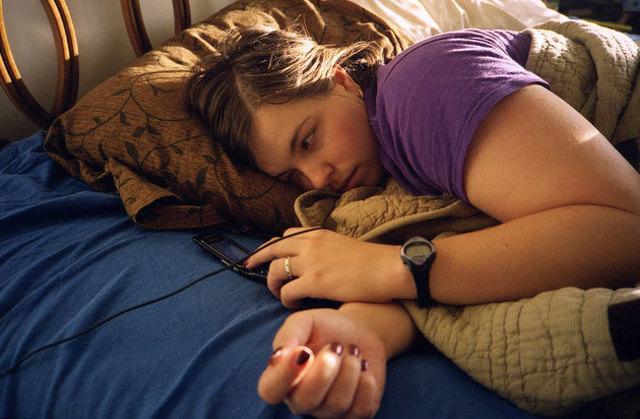 รูปภาพ:http://www.thekingsoftheblog.com/wp-content/uploads/2013/01/science-kids-sleeping-hours-wake-up.jpg