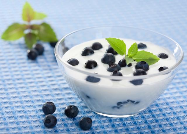 รูปภาพ:http://www.noon-intl.com/images/GreekYogurtBlueberries.jpg