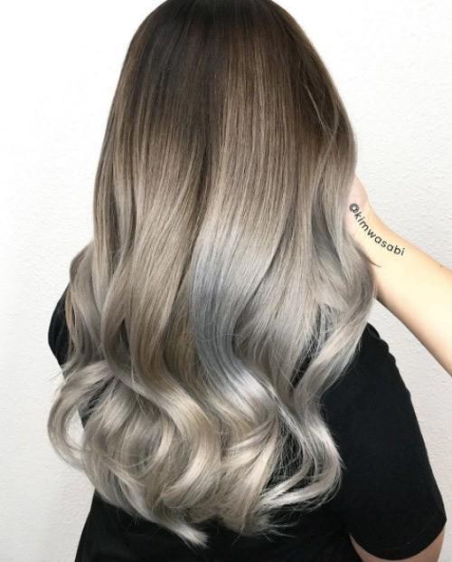 รูปภาพ:http://styleskinner.com/wp-content/uploads/2017/05/345-Shadow-root-and-silver-ends-.jpg