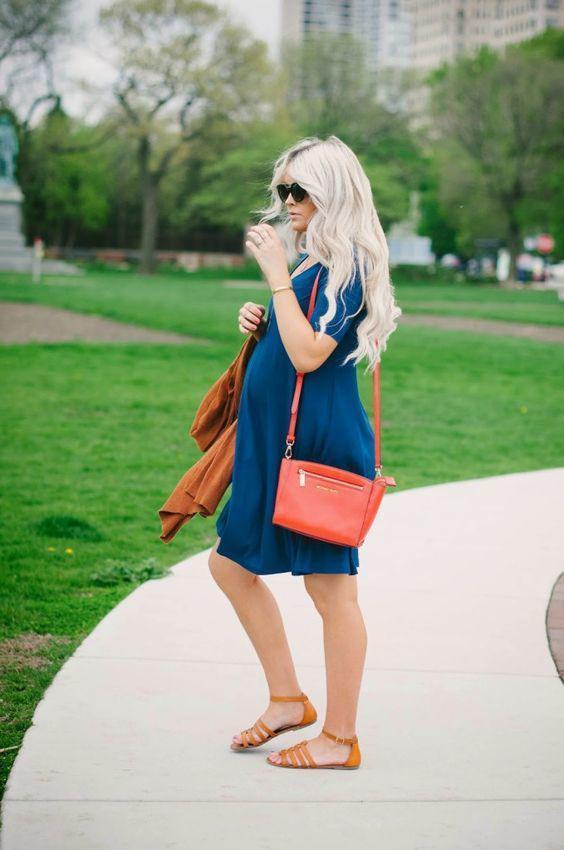 รูปภาพ:http://i.styleoholic.com/2017/03/22-a-teal-dress-orange-sandals-and-a-red-bag.jpg