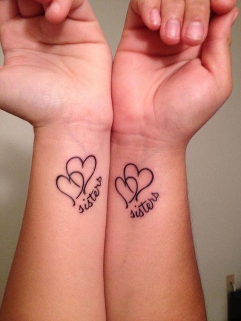 รูปภาพ:http://i.styleoholic.com/2017/01/Two-hearts-sister-tattoo-ideas.jpg
