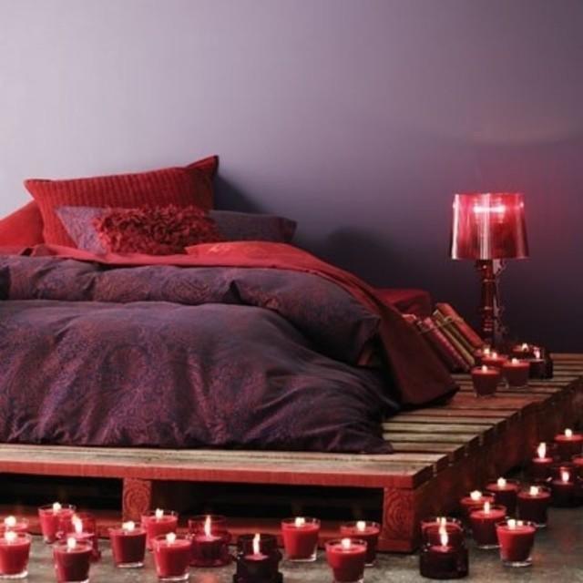 ตัวอย่าง ภาพหน้าปก:ไอเดียแต่งห้องนอนสี 'redmaroon' มีเสน่ห์ ลึกลับ น่าค้นหา