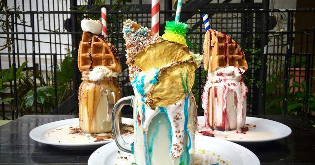 รูปภาพ:https://metrouk2.files.wordpress.com/2016/06/freakshake-1.jpg?quality=80&strip=all&w=1200&h=630&crop=1