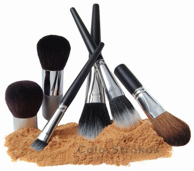 รูปภาพ:http://www.beauty-siam.com/sites/beauty-siam.com/files/must-have-brush.JPG