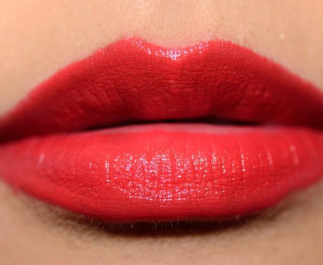 รูปภาพ:http://www.temptalia.com/wp-content/uploads/2017/01/chanel_rouge-corail_004_lipswatch.jpg