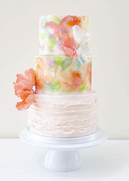 รูปภาพ:http://www.deerpearlflowers.com/wp-content/uploads/2015/06/Watercolor-Ruffle-Wedding-Cake-by-the-Cake-Whisper.jpg