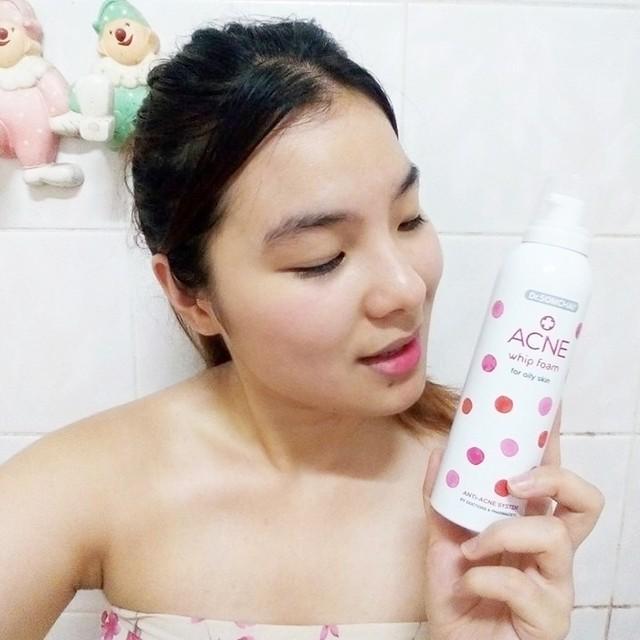 ภาพประกอบบทความ REVIEW: วิปโฟมนุ่มนิ่ม ลดสิว ลดมัน หน้าใส Acne Whip Foam จาก ดร. สมชาย 