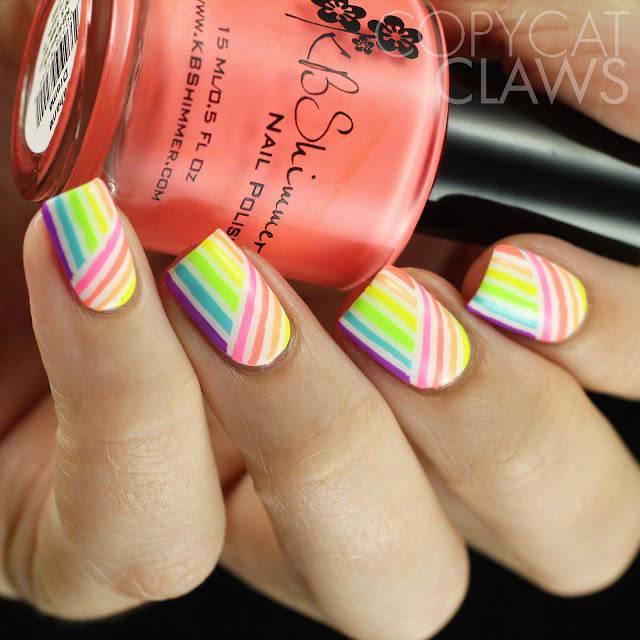 รูปภาพ:http://shortnaildesigns.net/wp-content/uploads/2015/07/Raibow-Summer-Striped-Nails.jpg