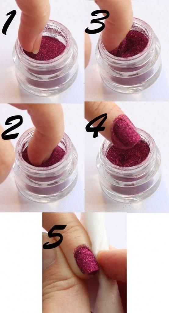 รูปภาพ:http://shortnaildesigns.net/wp-content/uploads/2015/07/how-to-apply-dry-glitter-554x1024.jpg