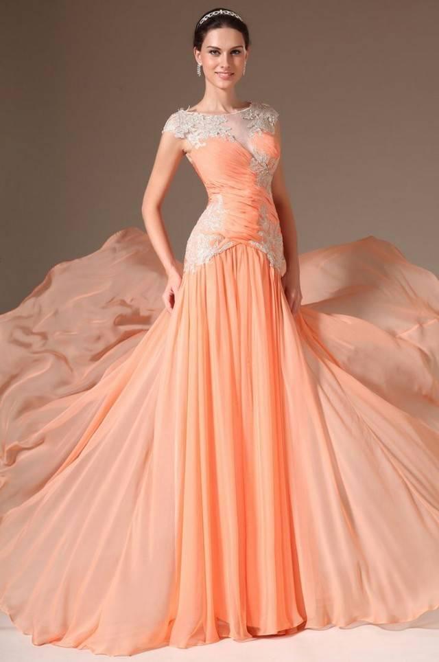 รูปภาพ:http://femarea.com/wp-content/uploads/2015/07/Orange-Wedding-Dress-19-680x1024.jpg