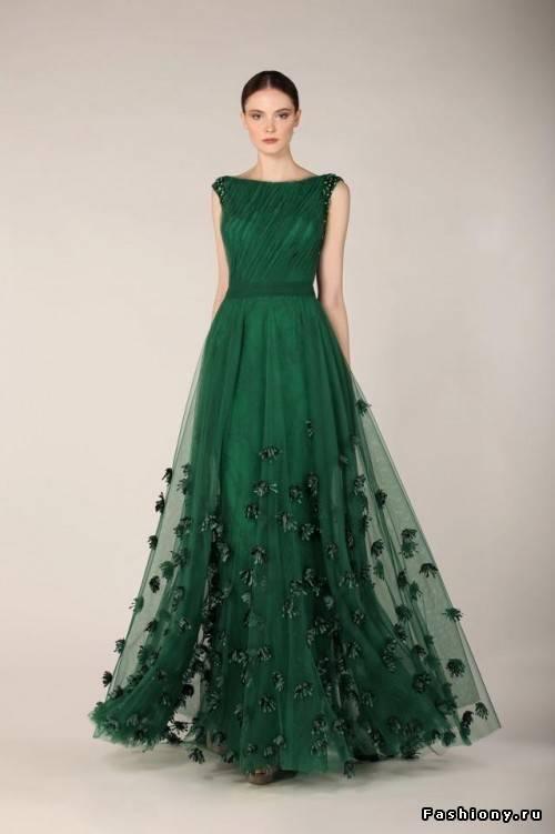 รูปภาพ:http://femarea.com/wp-content/uploads/2015/06/Green-wedding-dress-8.jpg
