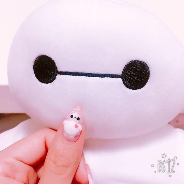 ตัวอย่าง ภาพหน้าปก:ไอเดียลายเพ้นท์เล็บธีม 'Baymax (เบย์แม็กซ์)' หุ่นยนต์ยักษ์เบิ้มพองลม น่ากอดสุดๆ  