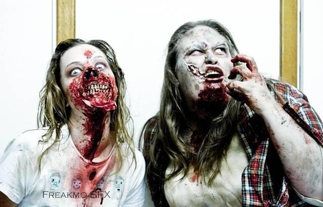 รูปภาพ:http://www.everydaykiss.com/wp-content/uploads/2013/05/12-zombie-makeup.jpg