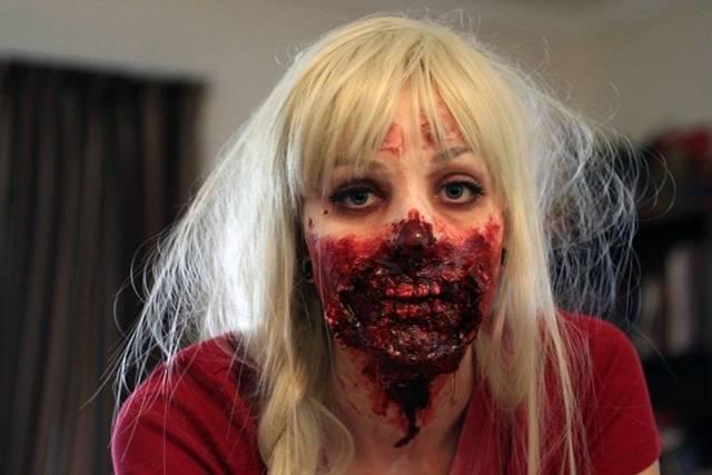 รูปภาพ:http://www.everydaykiss.com/wp-content/uploads/2013/05/6-zombie-makeup.jpg
