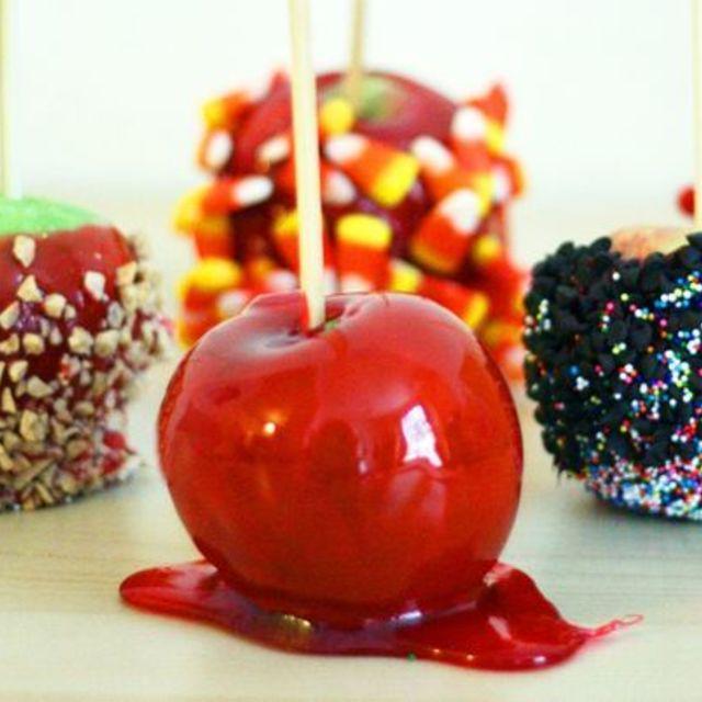 ภาพประกอบบทความ ชวนดูรวม 20 ไอเดียท็อปปิ้ง Candy Apple ทำง่าย เหมาะกับปาร์ตี้ปีใหม่