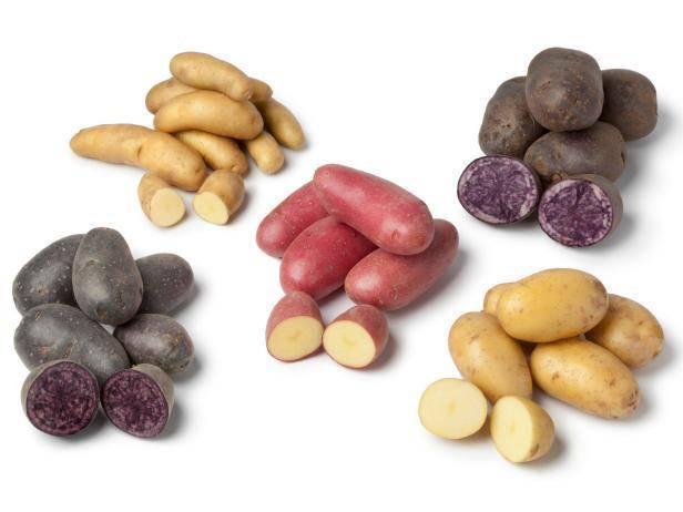 รูปภาพ:http://foodnetwork.sndimg.com/content/dam/images/food/fullset/2013/4/5/1/FN_potato-varieties-thinkstock_s4x3.jpg.rend.snigalleryslide.jpeg