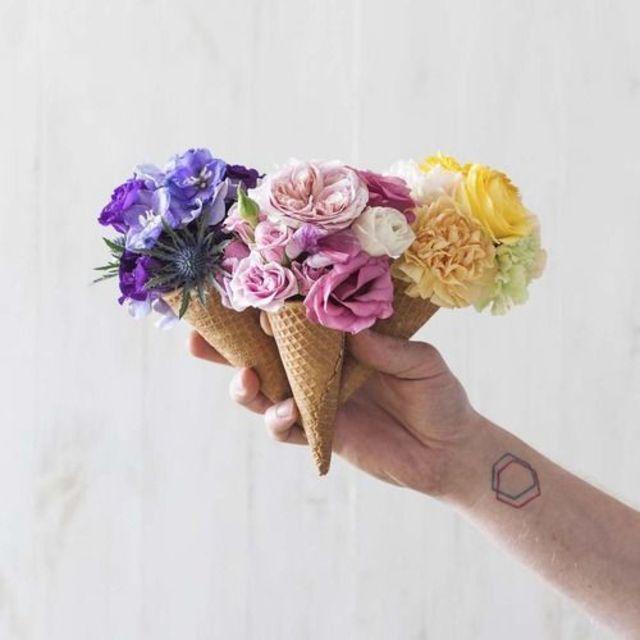 ตัวอย่าง ภาพหน้าปก:โดน โดน และโดน กับไอเดีย 'ช่อดอกไม้' สไตล์ Ice Cream รักนี้เกิดแน่นอน