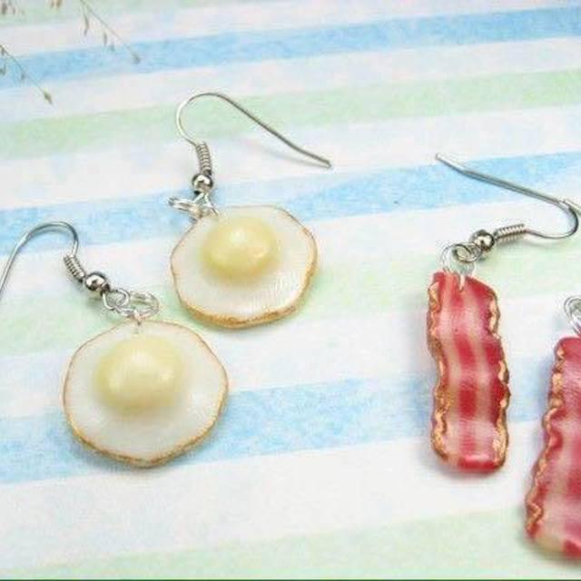 ภาพประกอบบทความ ส่อง! แฟชั่น "Food Earrings" ต่างหูลายของกิน น่ารักหรือน่ากินดีน้า!!!