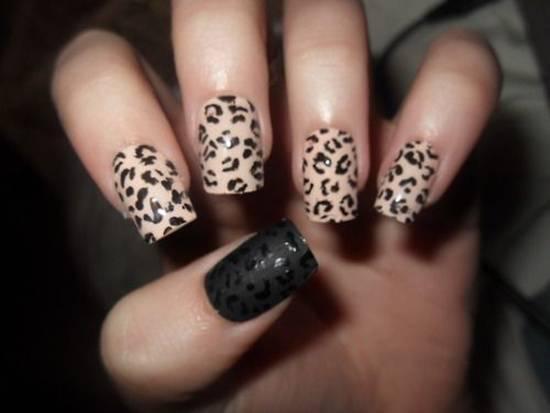 รูปภาพ:http://www.inkyournail.com/wp-content/uploads/2013/07/matte-nail-art-7.jpg