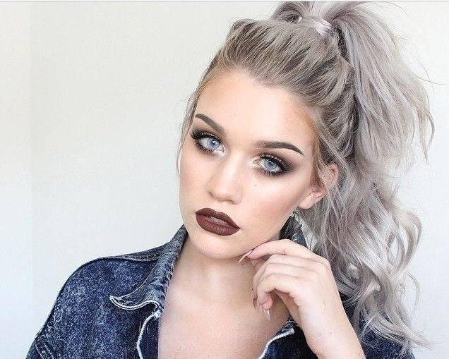 รูปภาพ:http://thefashiontag.com/wp-content/uploads/2015/04/grey-hair-spring-hairstyle-trend-2015-8.jpg