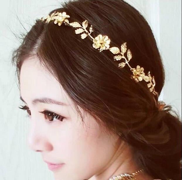 รูปภาพ:http://g03.a.alicdn.com/kf/HTB1k.dOIXXXXXcjXXXXq6xXFXXXJ/F133-South-Korea-hair-alloy-set-auger-baroque-leaves-flower-goddess-encrusted-hair-ribbon-hair-hoop.jpg
