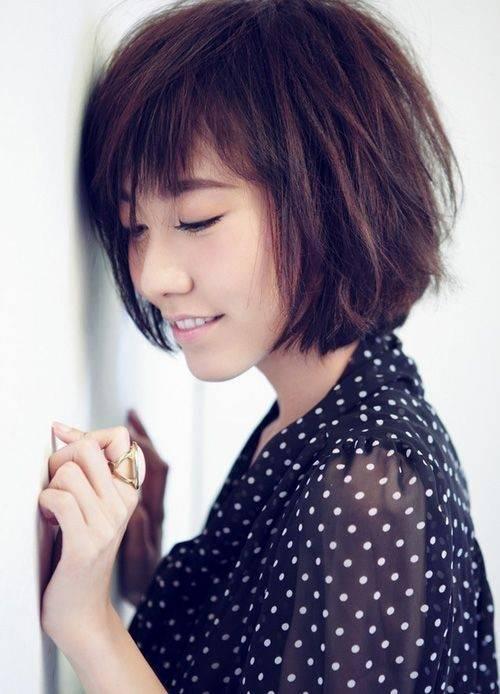 รูปภาพ:http://pophaircuts.com/images/2014/07/Cute-Short-Asian-Hairstyles-for-Summer.jpg