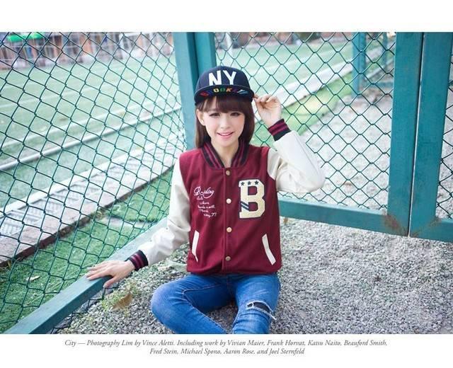 รูปภาพ:http://i01.i.aliimg.com/wsphoto/v3/2013605381_2/Girls-Baseball-Jacket-College-style-Girls-Women-sport-Jacket-female-stand-up-collar-Baseball-Jacket-fashion.jpg
