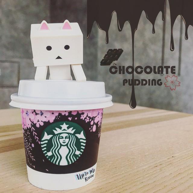 ตัวอย่าง ภาพหน้าปก:เห่อ...พุดดิ้งช็อกเข้มข้นธีมถ้วยซากุระมุ้งมิ้ง จากร้านกาแฟแบรนด์ดังเงือกน้อยสีเขียว (Starbucks)