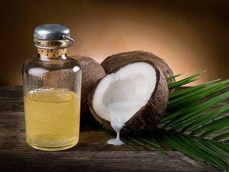 รูปภาพ:http://www.coconutdiet.com/images/natural_coconut_oil.jpg