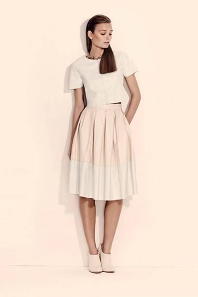 รูปภาพ:http://picture-cdn.wheretoget.it/elvwh5-l-610x610-skirt-vintage-fashion-style-clothes-topshop.jpg